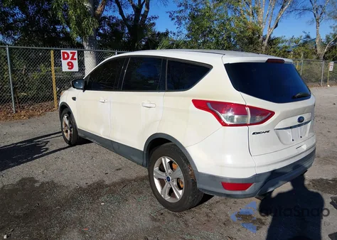 2014 Ford Escape Se z USA, uszkodzony, nr VIN 1FMCU0GX4EUC69103